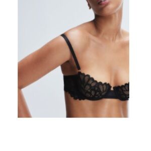 Black underwire